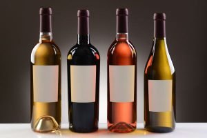 rótulo de vinhos - garrafas