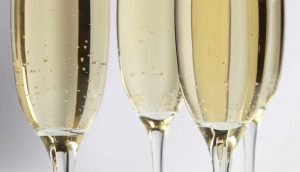 diferença entre frisante, espumante e champagne - sabor