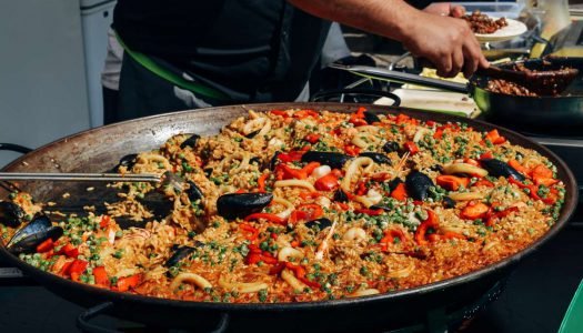 Paella e espumante Club des Sommeliers