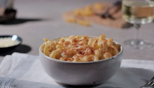 [Receita] Macarrão com queijo gratinado