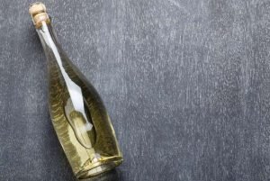 tipos de garrafas de vinho - champagne