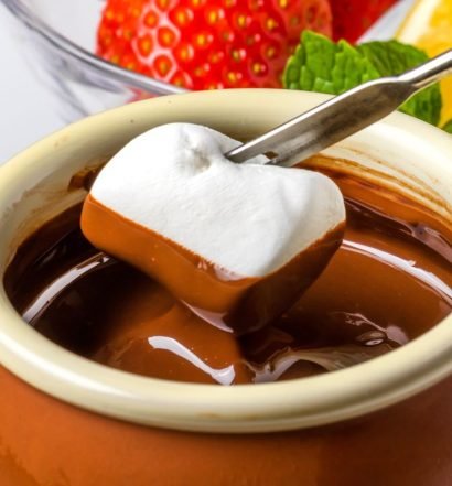 como fazer fondue de chocolate