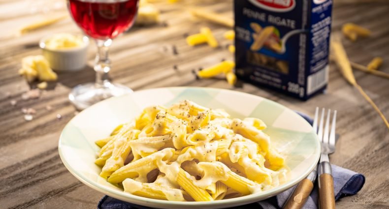 penne alfredo - capa