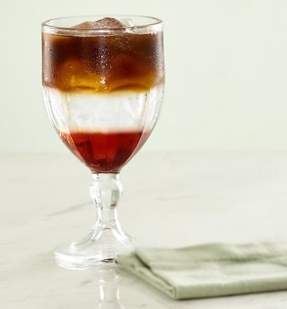 Copo de café gelado com gelo