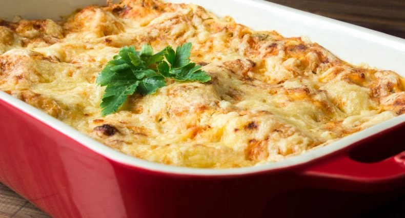 panqueca de frango assadeira
