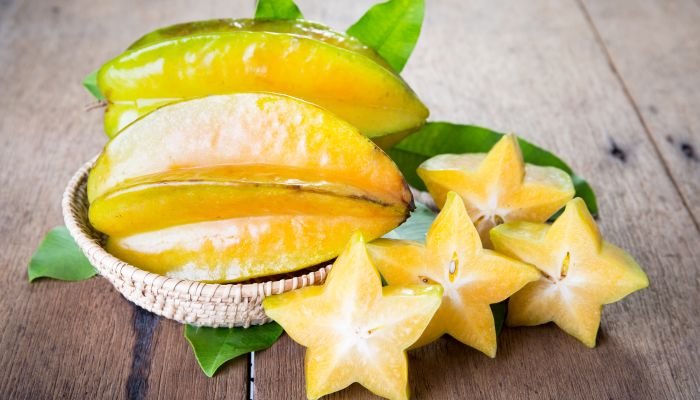 frutas amarelas carambola