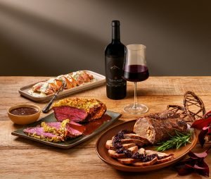 Pratos com carne acompanhados de vinho