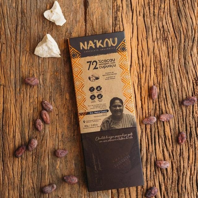 Embalagem do chocolate Na’kau com 72% de cacau e cupuaçu.