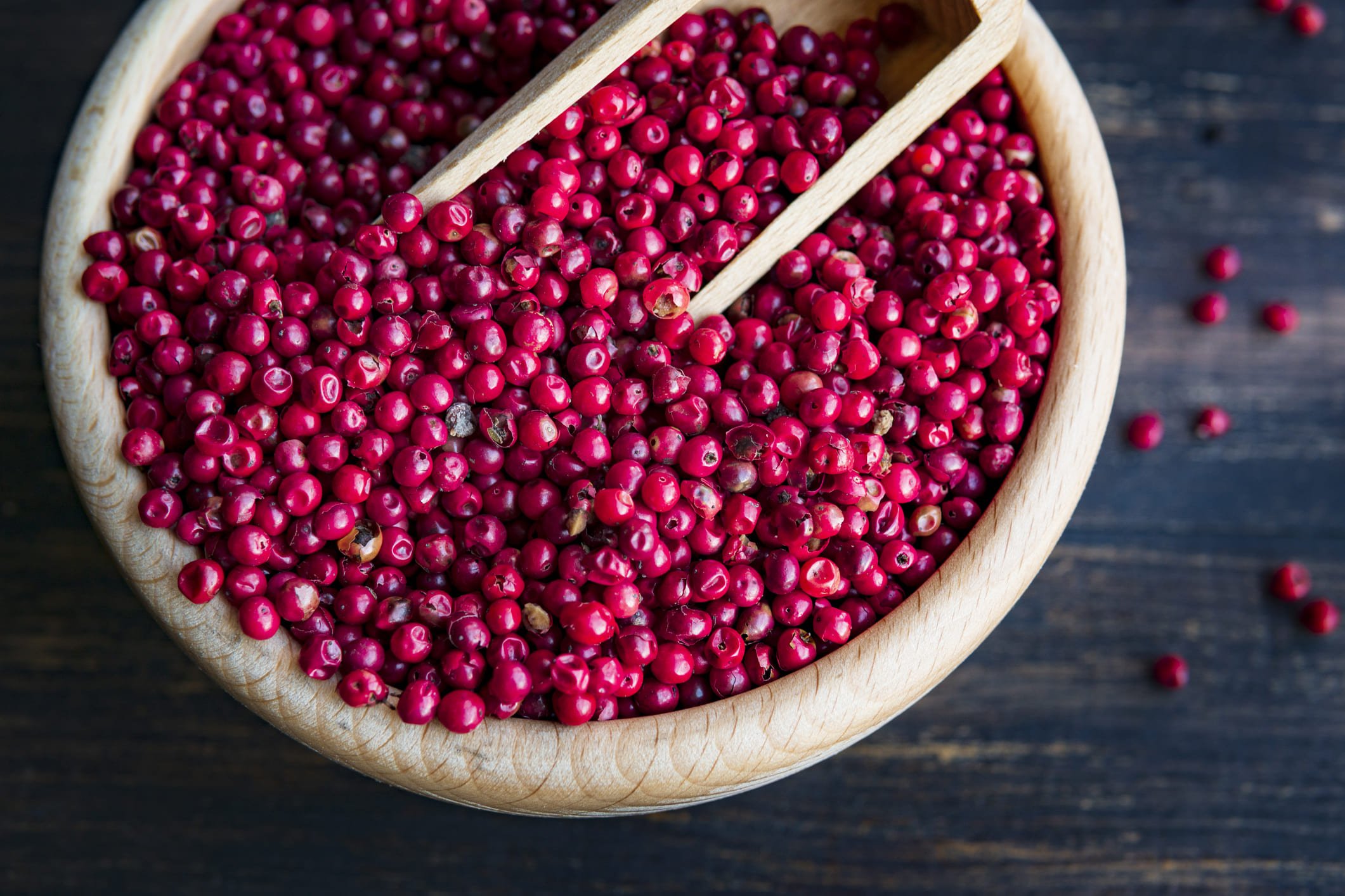 Pimenta-rosa: saiba como usar essa especiaria nas suas receitas