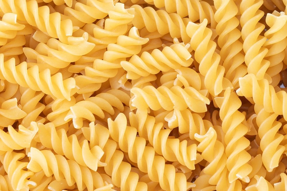 Fusilli, massa espiral que retém molhos.